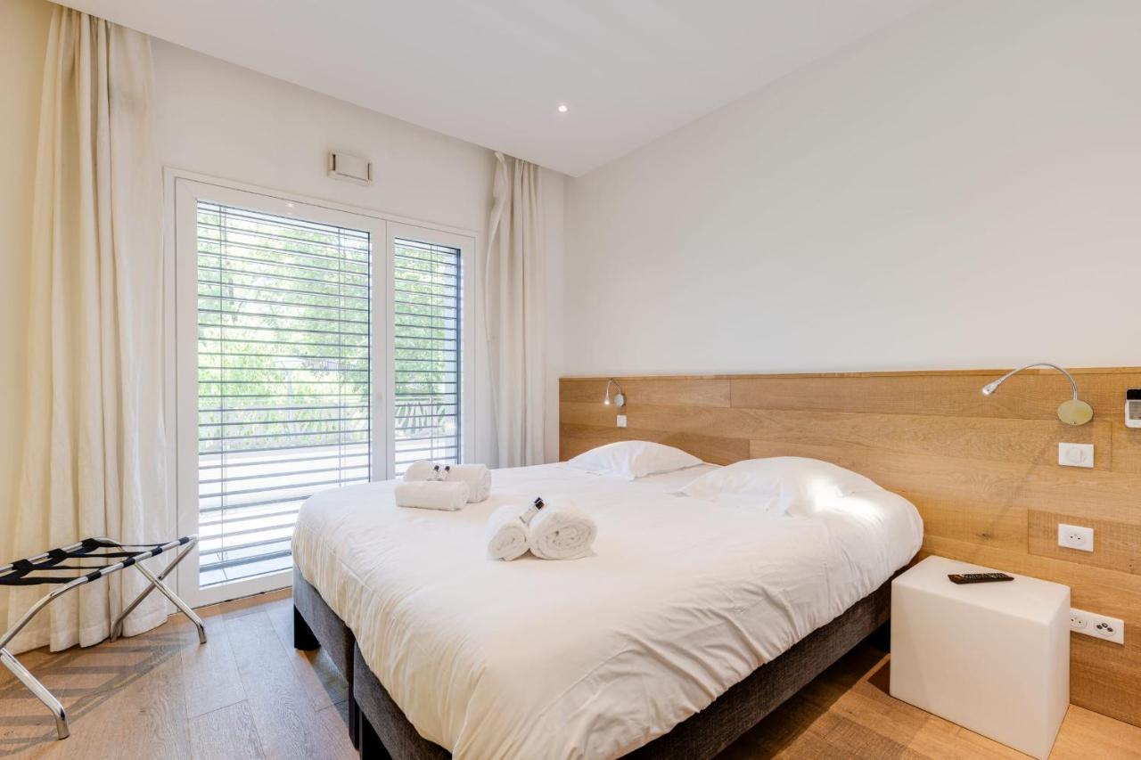 Le Kube - Appartements De Prestige Au Centre D'Annecy Exteriör bild
