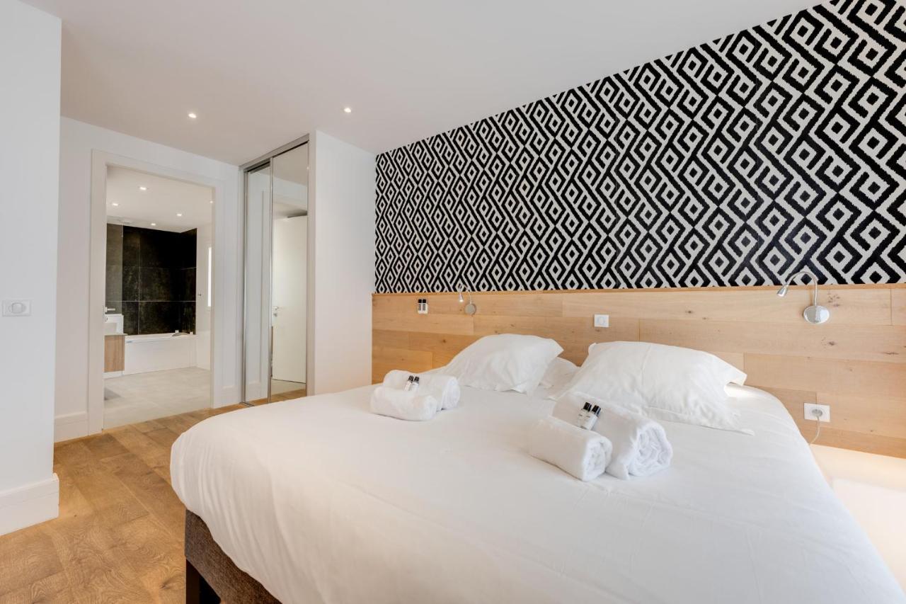 Le Kube - Appartements De Prestige Au Centre D'Annecy Exteriör bild