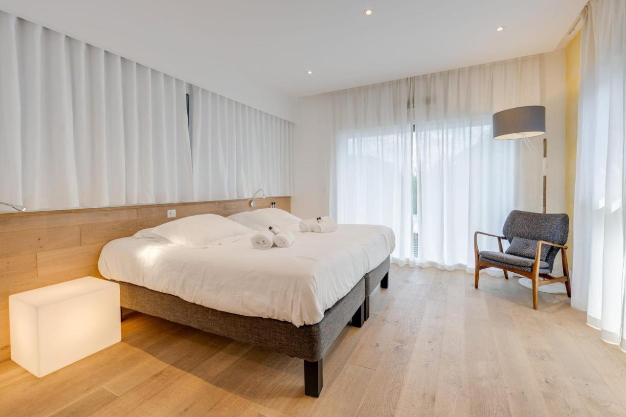 Le Kube - Appartements De Prestige Au Centre D'Annecy Exteriör bild