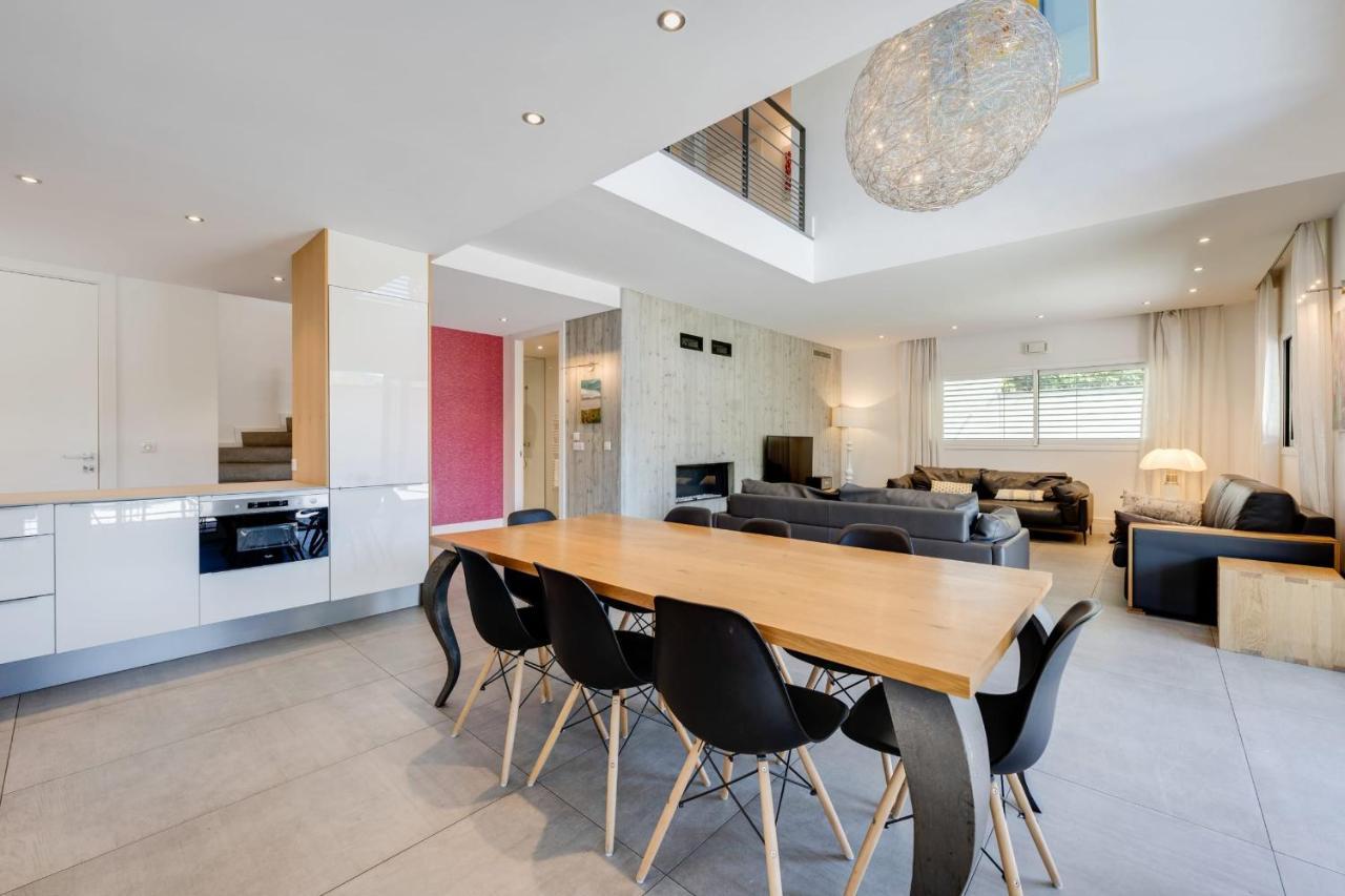 Le Kube - Appartements De Prestige Au Centre D'Annecy Exteriör bild