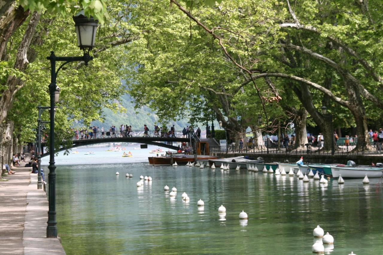 Le Kube - Appartements De Prestige Au Centre D'Annecy Exteriör bild