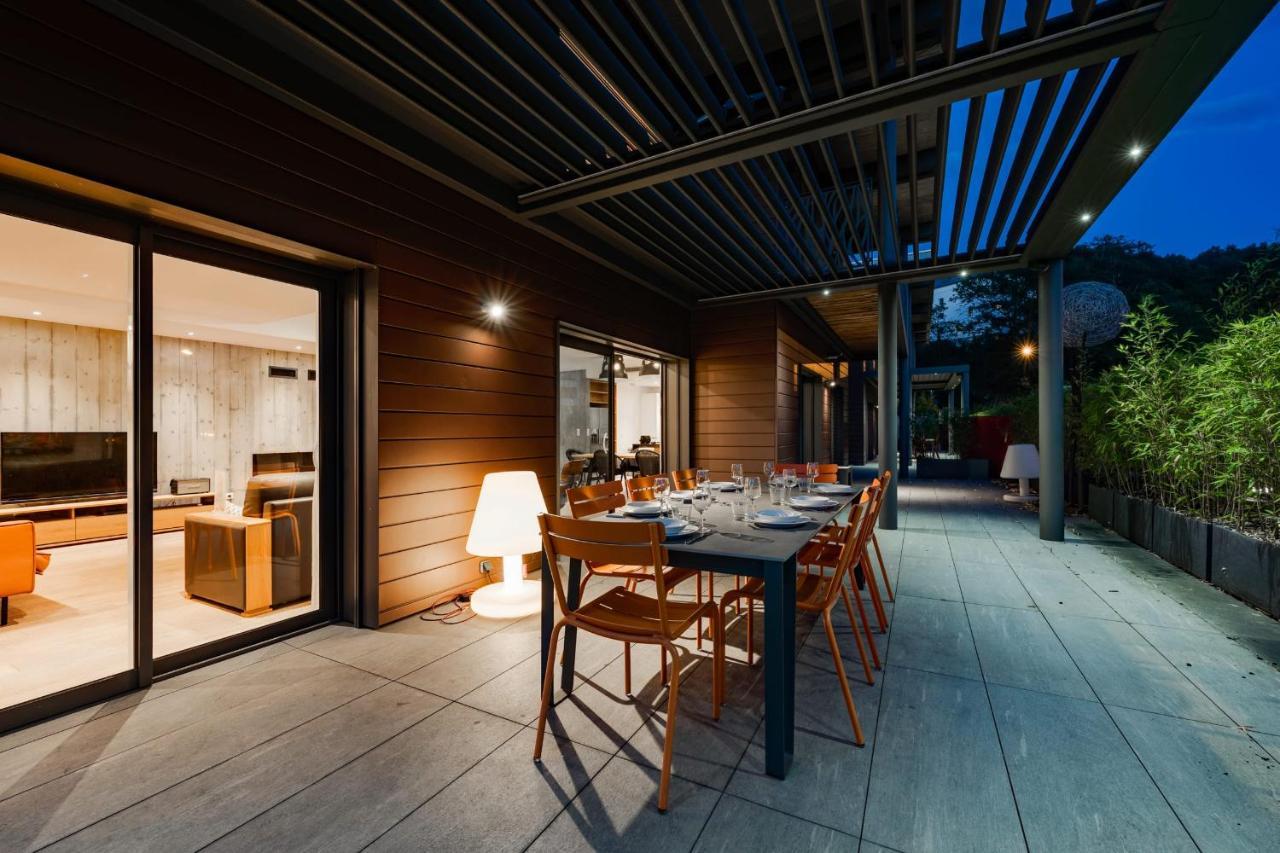 Le Kube - Appartements De Prestige Au Centre D'Annecy Exteriör bild
