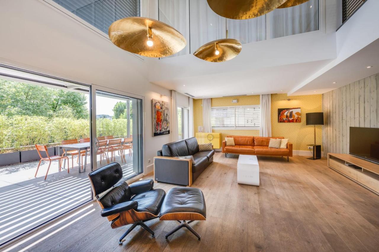 Le Kube - Appartements De Prestige Au Centre D'Annecy Exteriör bild