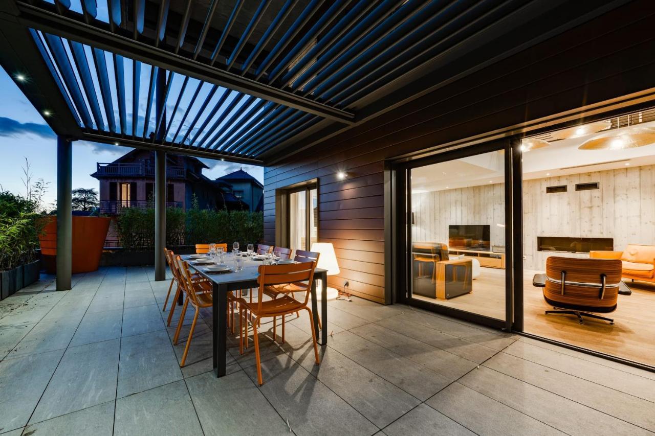 Le Kube - Appartements De Prestige Au Centre D'Annecy Exteriör bild